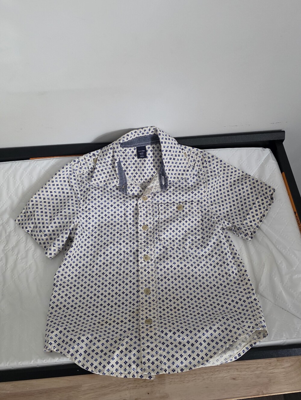 Boys Short Sleeve GAP Shirt